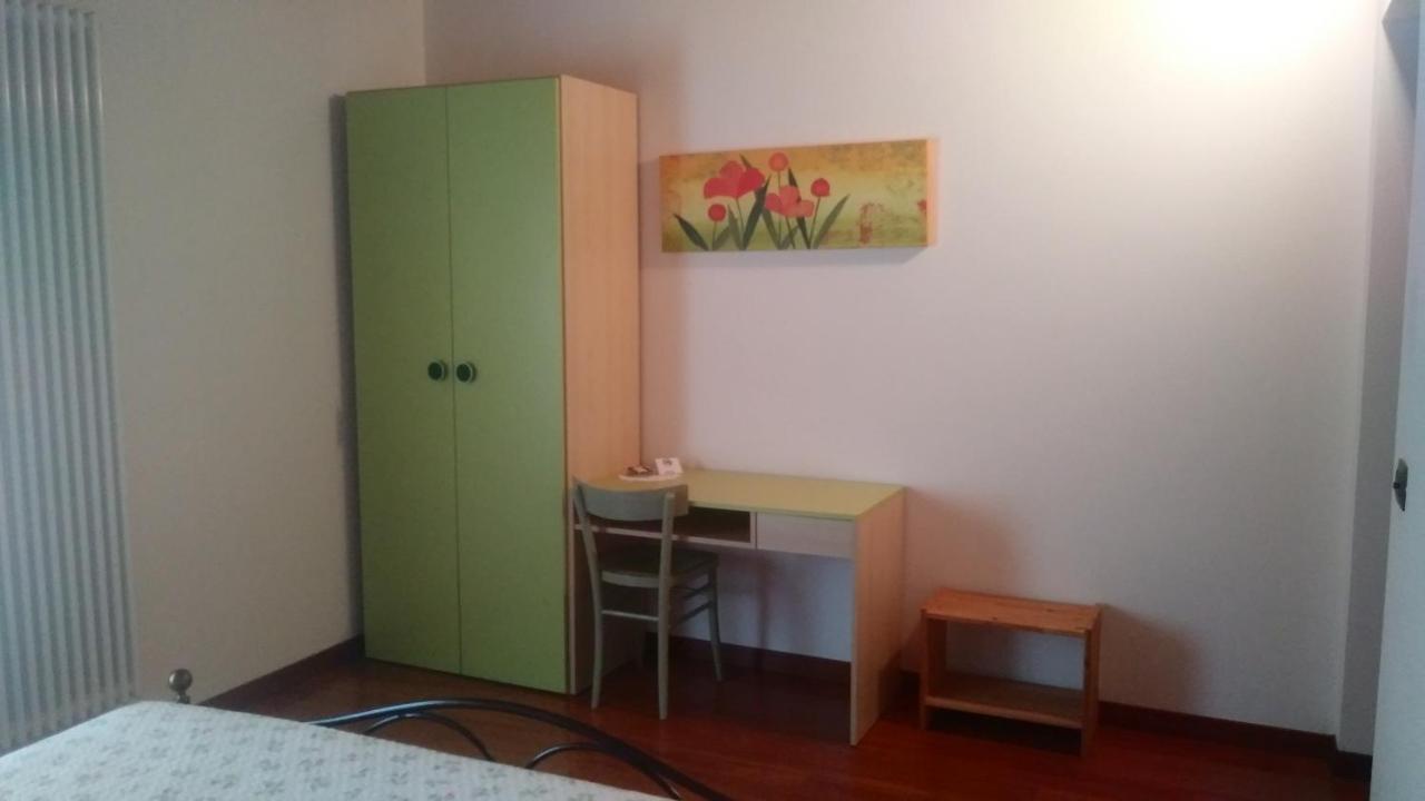 Maggiociondolo Hotel Venasca Bagian luar foto