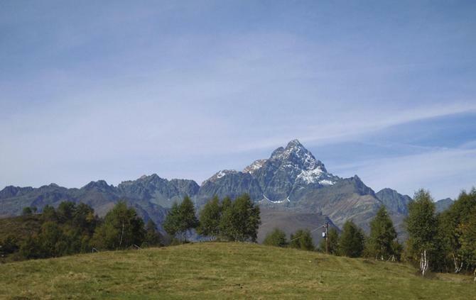 Maggiociondolo Hotel Venasca Bagian luar foto