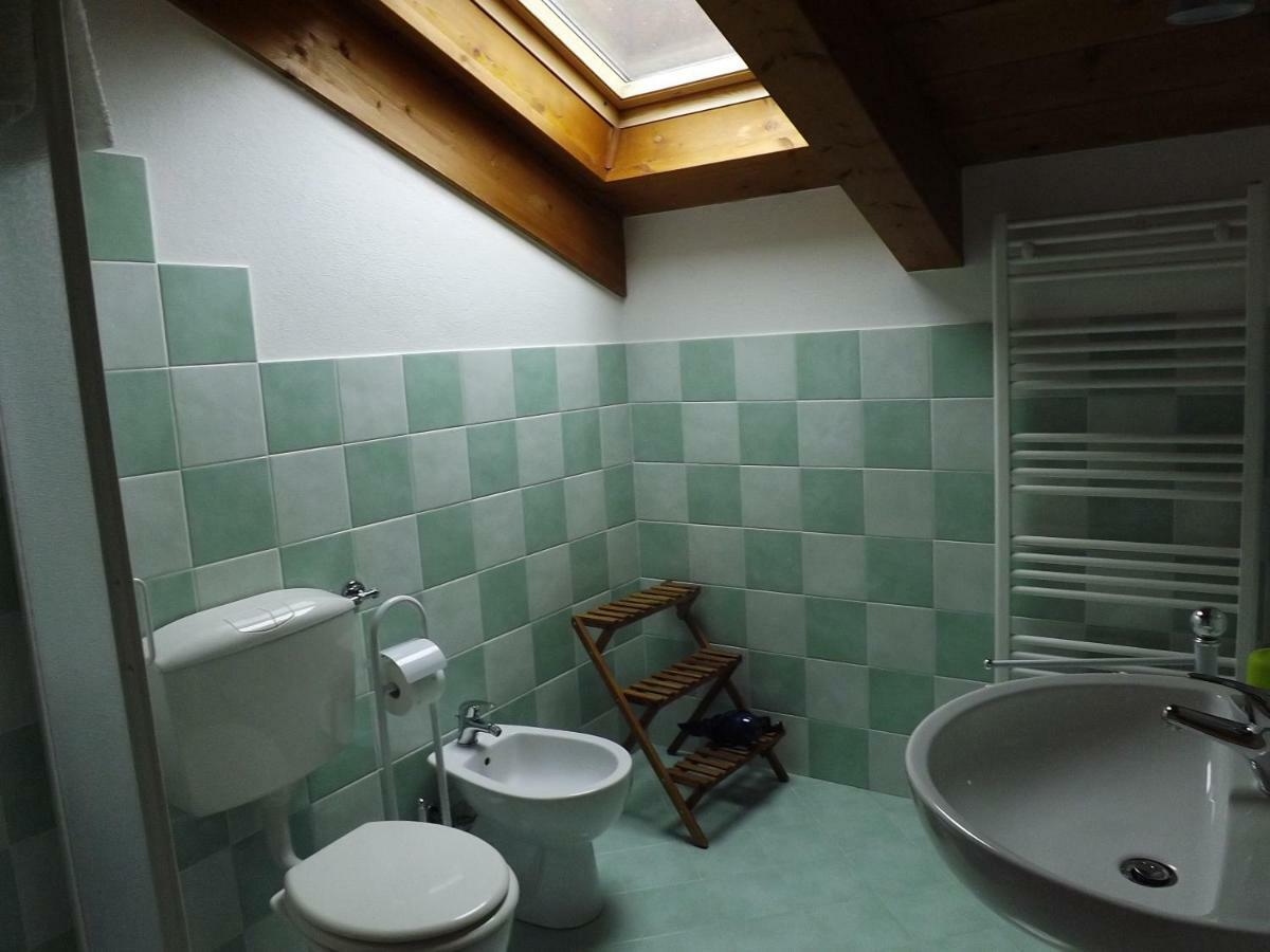 Maggiociondolo Hotel Venasca Bagian luar foto